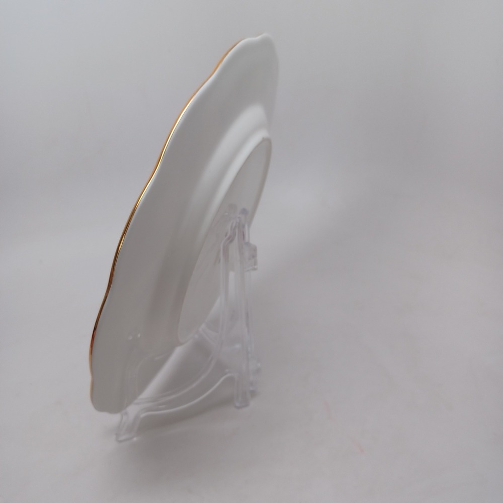 Royal Albert 100 Years 1910s Duchess Bone China Plate Black Gold Floral Scallop - Picture 7 of 10